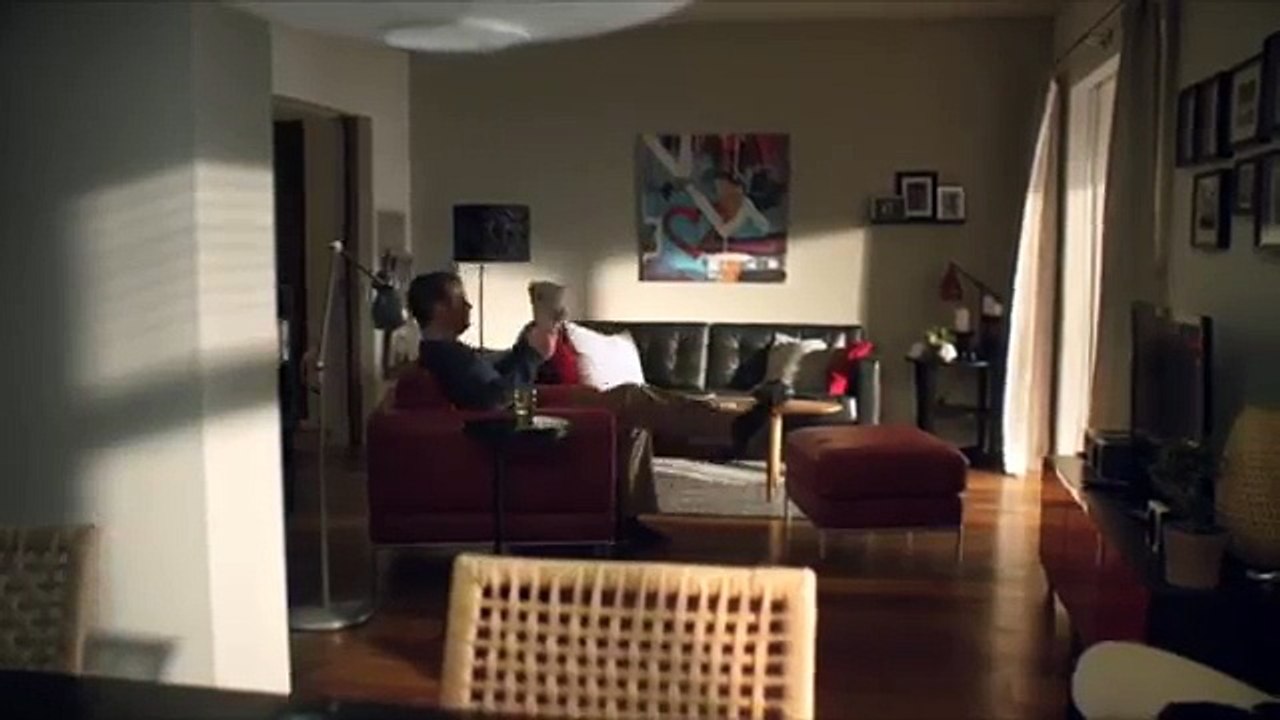 Ikea France - meubles, "Njut ! (profitez !)" - septembre 2011 - "Dans un fauteuil, voiture, vélo"