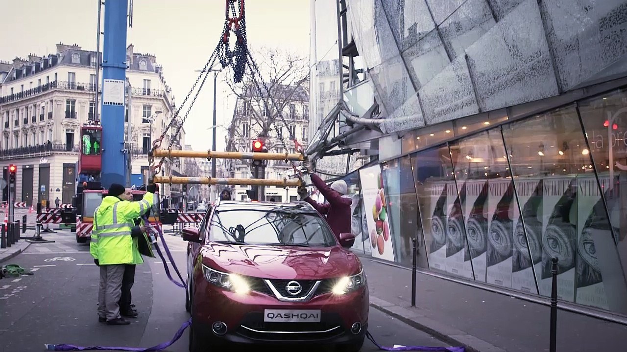Digitas LBi pour Nissan - voiture Nissan Qashqai Nouvelle Génération, "Rooftopping" - janvier 2014