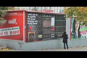 Ikea Autriche - meubles - octobre 2010 - "Armoire Pax"