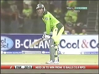 Brilliant Performance of Abdul Razzaq Vs South Africa In Abu Dhabi UAE (31st oct 2010)