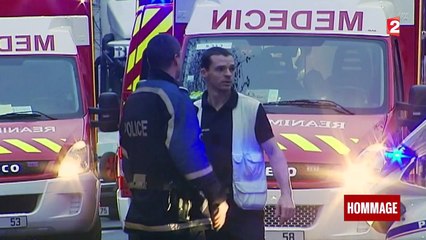 L'émotion des proches des policiers tués lors des attentats