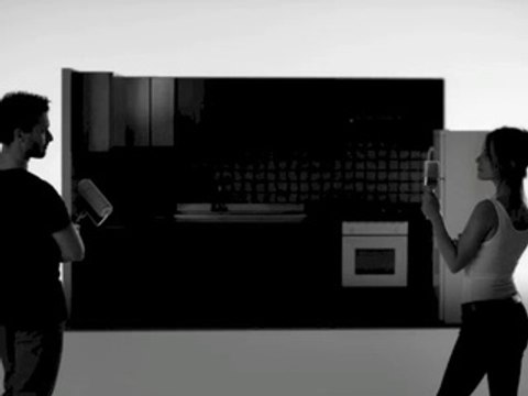 Publicis Activ pour V33 - peinture V33 Rénovation, «Une nouvelle jeunesse pour votre intérieur» - octobre 2014