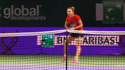 Sidney - Halep se retira por problemas estomacales