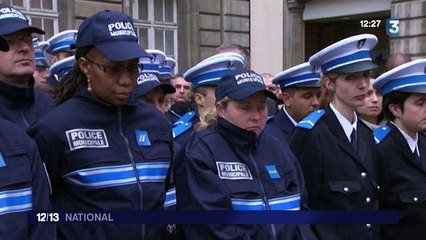 François Hollande rend hommage aux trois policiers morts dans les attentats