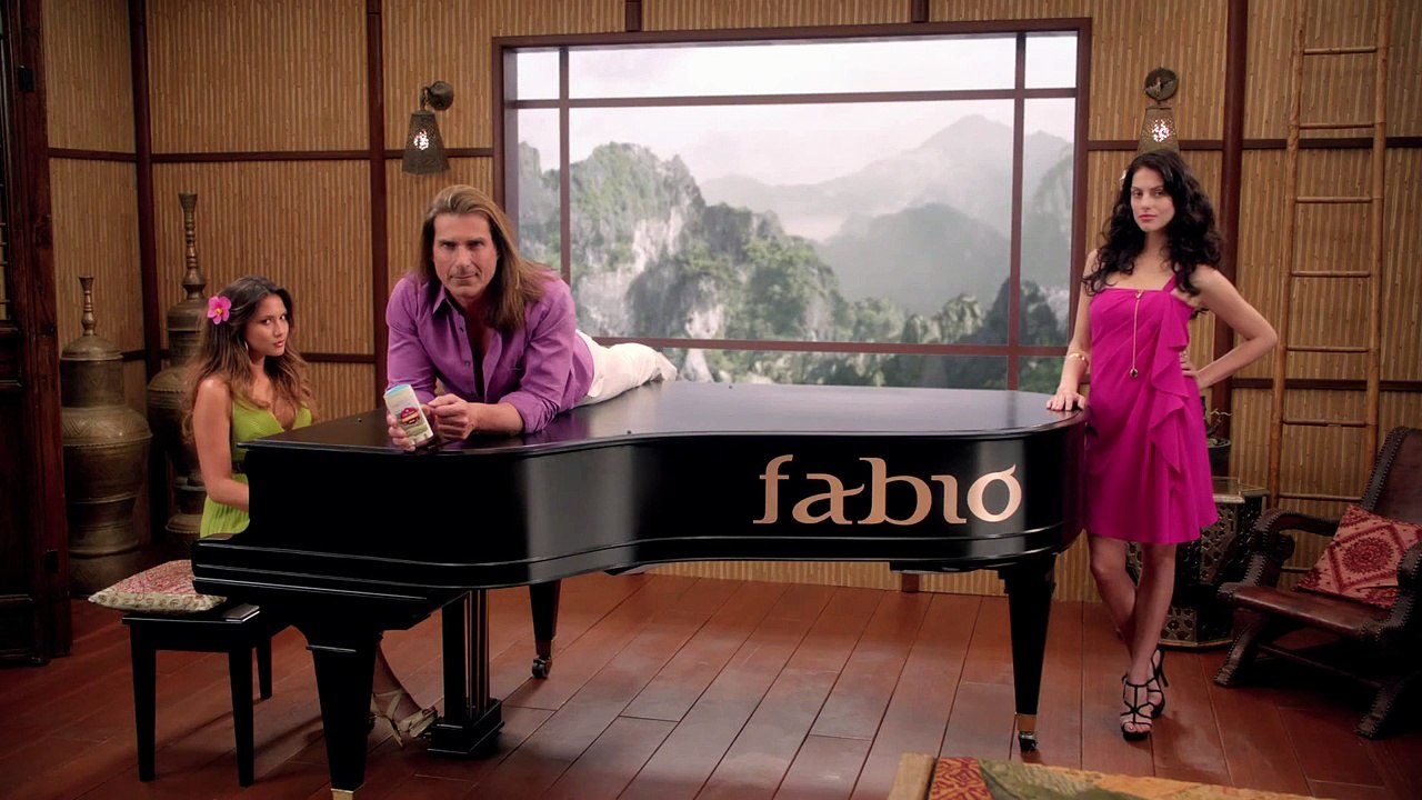 Old Spice (Unilever) - gel douche et déodorant, "Piano, avec Fabio" - juillet 2011
