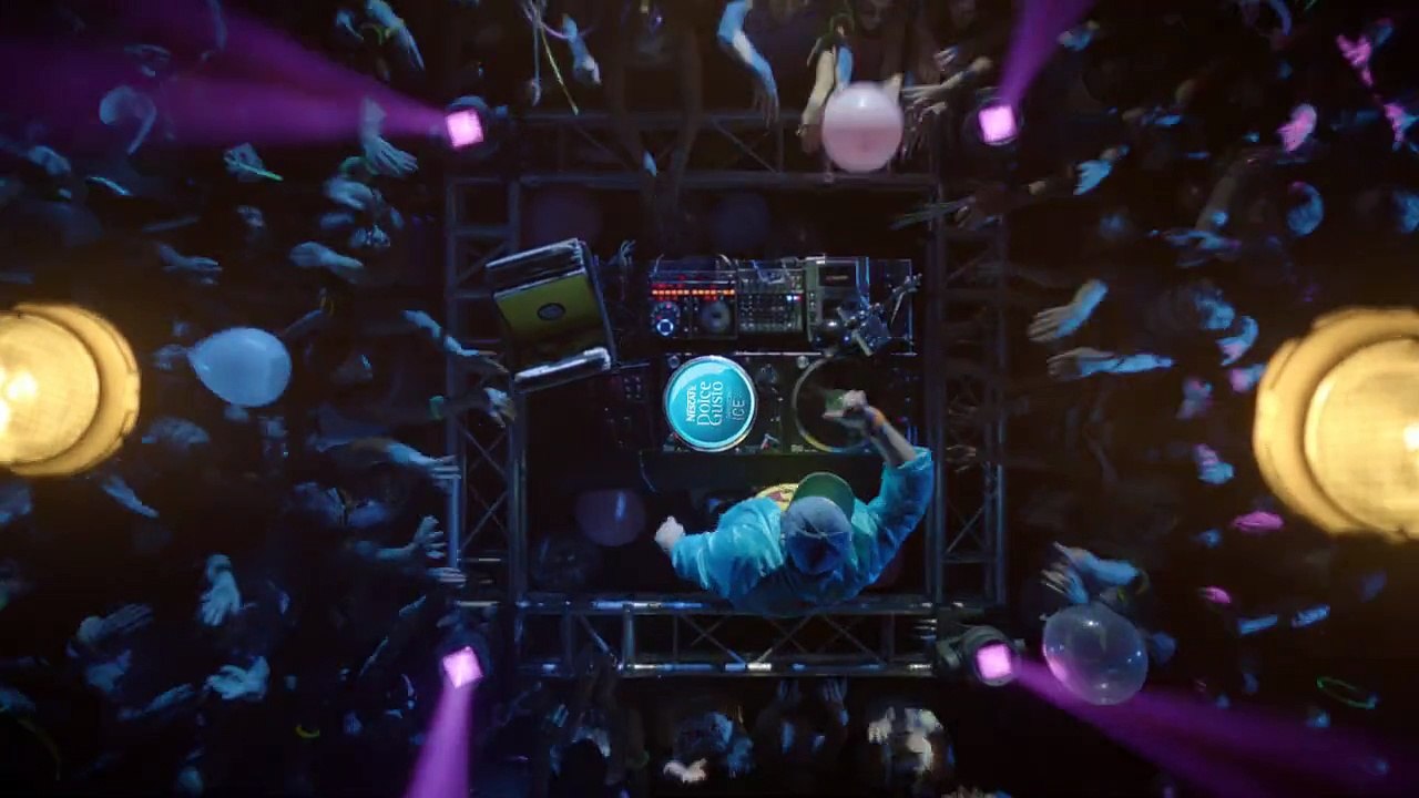 Nestlé, Krups - café en capsules Dolce Gusto et cafetière, "Coffee is not just black" - octobre 2011