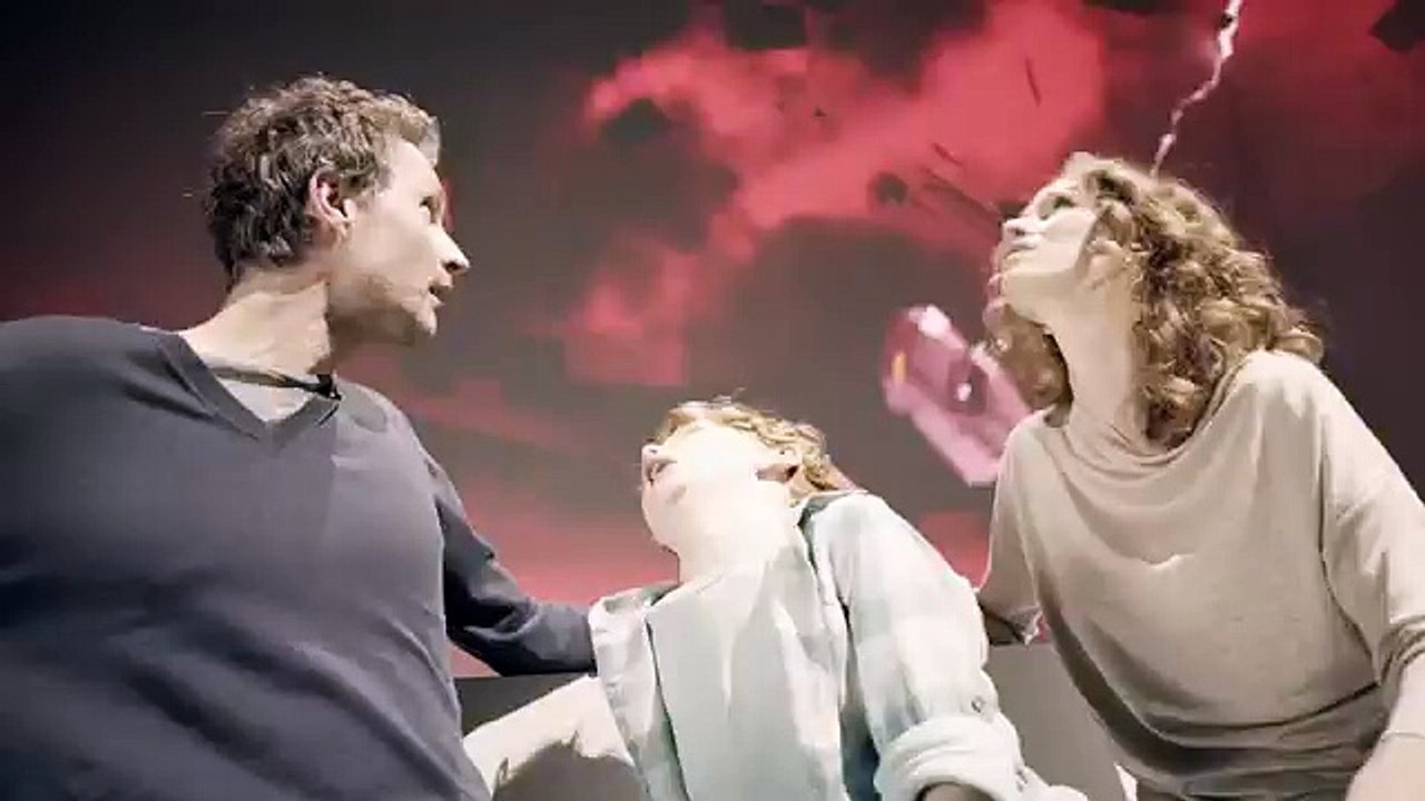 Ogilvy pour Allianz - assurance, «Ceci n'est pas une maison, avec Inès de la Fressange» - mai 2014
