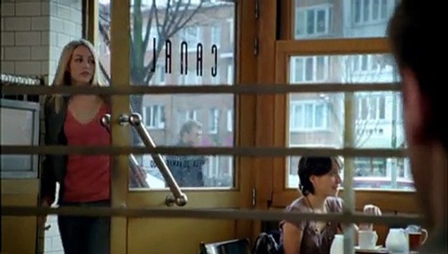 Meetic - site de rencontres sur Internet - janvier 2010 - 397 belles histoires par jour. Et la vôtre, elle commence quand ? , Café .