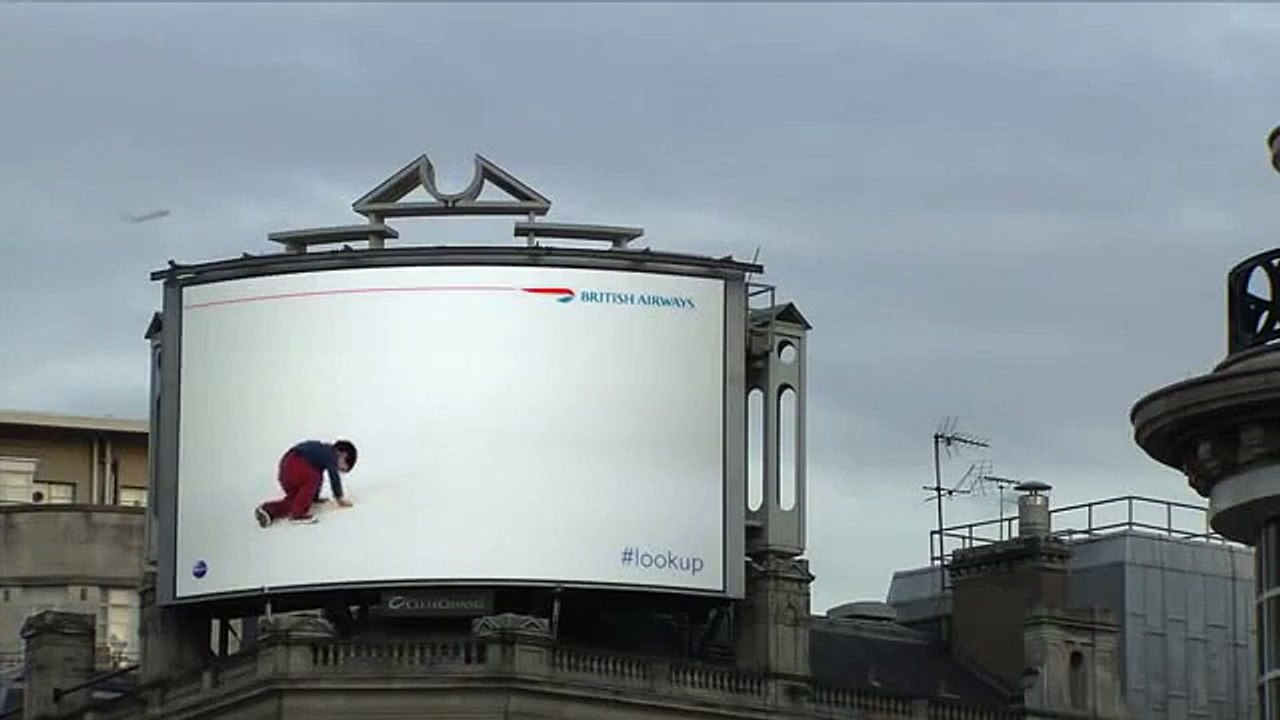 Ogilvy Londres pour British Airways - compagnie aérienne, "Look up" - novembre 2013