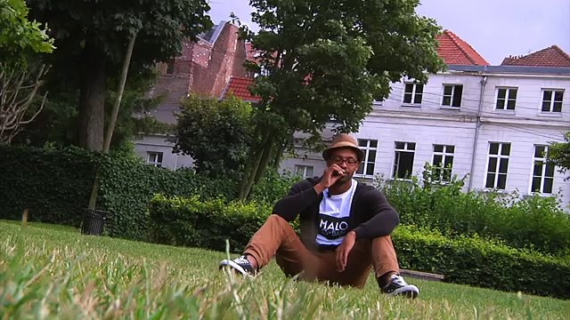 Meetic - rencontres en ligne, Brèves de célib' - août 2013