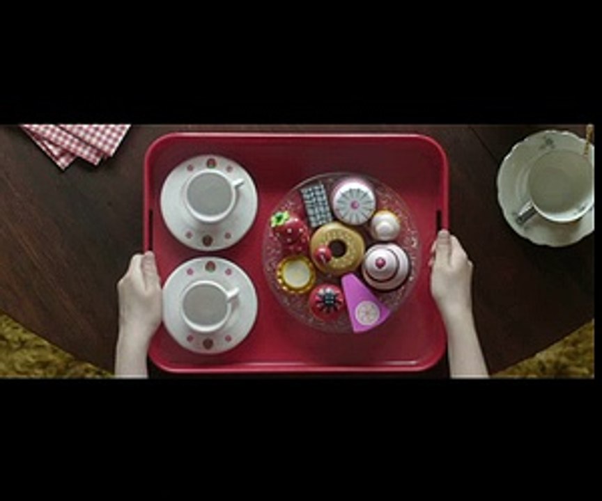 Pierre & Vacances - club de vacances, "Tu les emmènes où tes parents, cet été ?" - juillet 2013 - Le thé