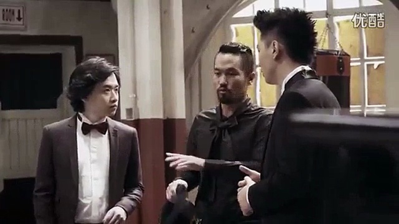 Microsoft - système d'exploitation informatique Windows 8, "Makeup, Watermelon, Piano" - mai 2013 - piano