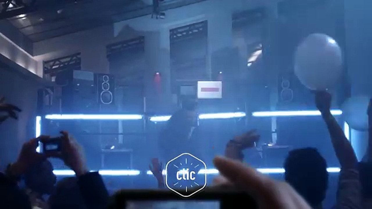 Proximity pour Panasonic - appareil photo Lumix GM1, "Mèmes photographiques" - décembre 2013