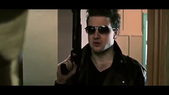 Orangina (Orangina Schweppes) - soda, Restez vivants, buvez Orangina, avec Studio Bagel - avril 2013 - la fille d'à côté, terminator