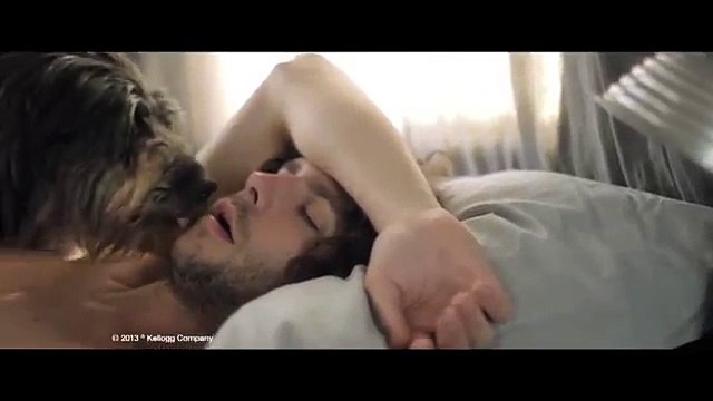 Leo Burnett France pour Kellogg's - chaussons aux céréales Nutri-Grain - septembre 2013 - version longue