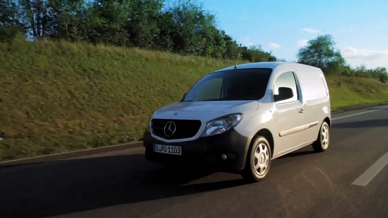 Mercedes - véhicule utilitaire, Mercedes Benz Citan, "Bye bye les fourgonnettes" - octobre 2012
