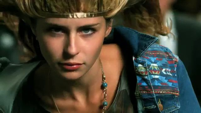 Nokia - téléphone portable Nokia Lumia 800, The amazing calls, theamazingcalls.fr - novembre 2011