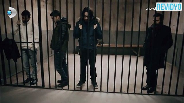 Ulan İstanbul Karlos Yargılamayın Şarkısı Dinle ( Video izle )