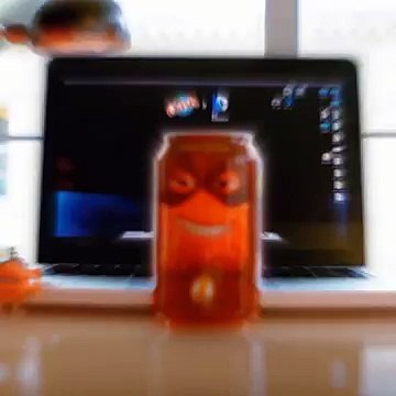 Marcel pour Oasis (Orangina Schweppes) - boisson aux fruits, «Canettes superhéros» - novembre 2014