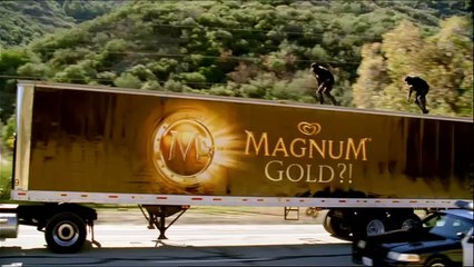 Miko (groupe Unilever) - glaces Magnum Gold - avril 2010 - "La ruée vers l'or", avec Benicio del Toro, Course Poursuite