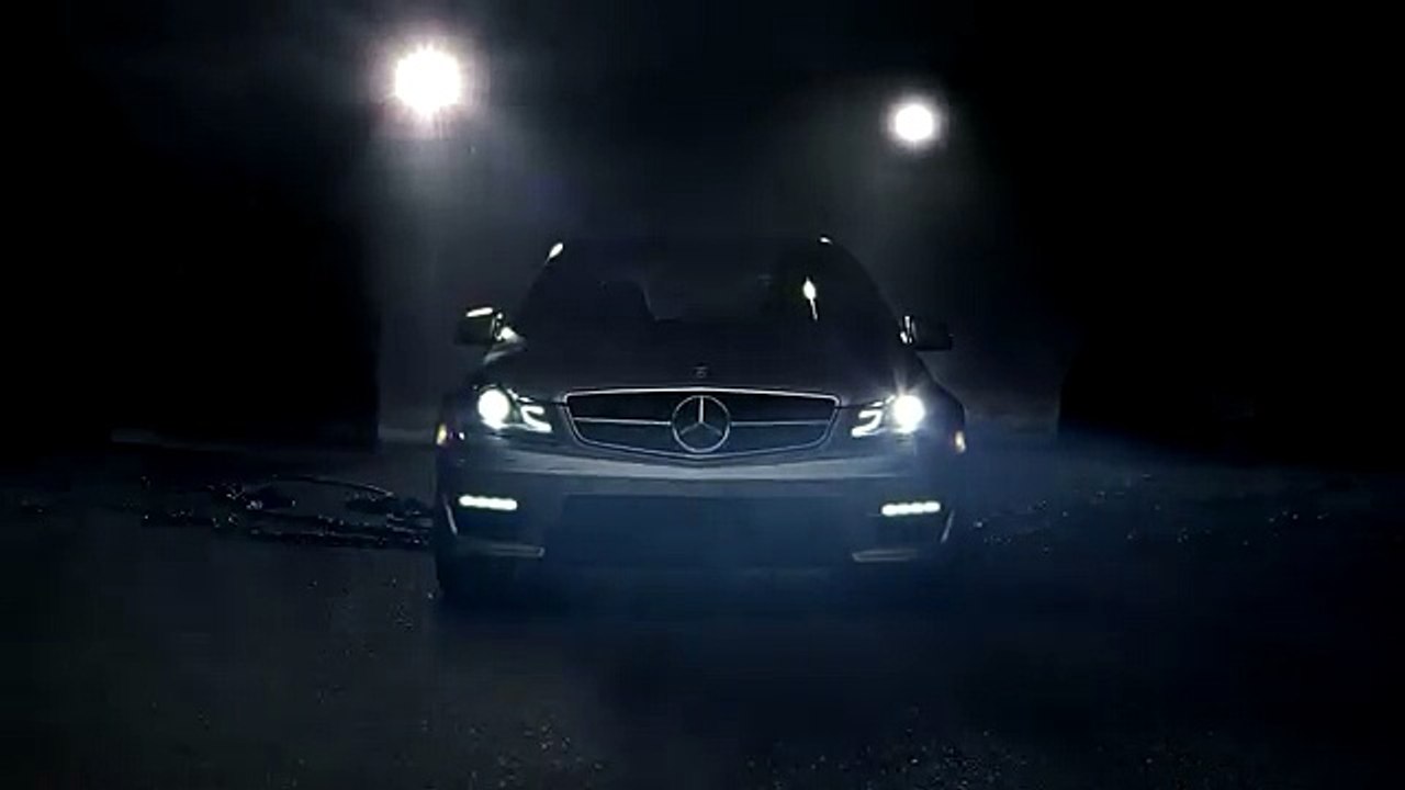 Mercedes-Benz - voiture Mercedes Classe C Coupé, "Unchained" - septembre 2011