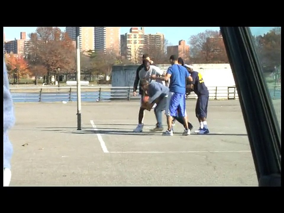 Playstation - console de jeux PS3 - décembre 2009 - "Basket"