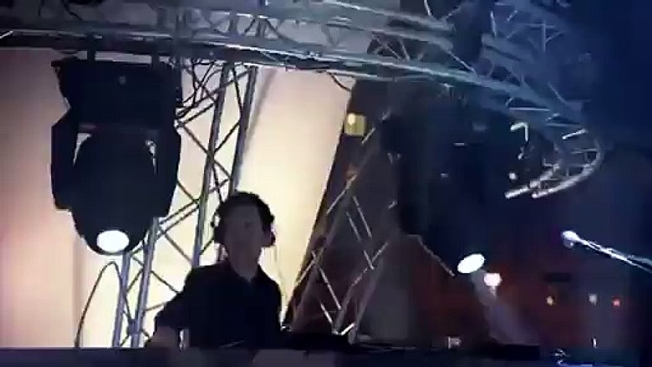 Pepsi - soda Pepsi Max, "Kick in the mix, avec Lionel Messi et Didier Drogba" - mars 2012