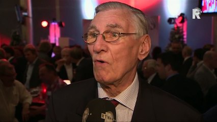 13-01-2015 Henk van der Stoep ontvangt Willem van Hanegem Award