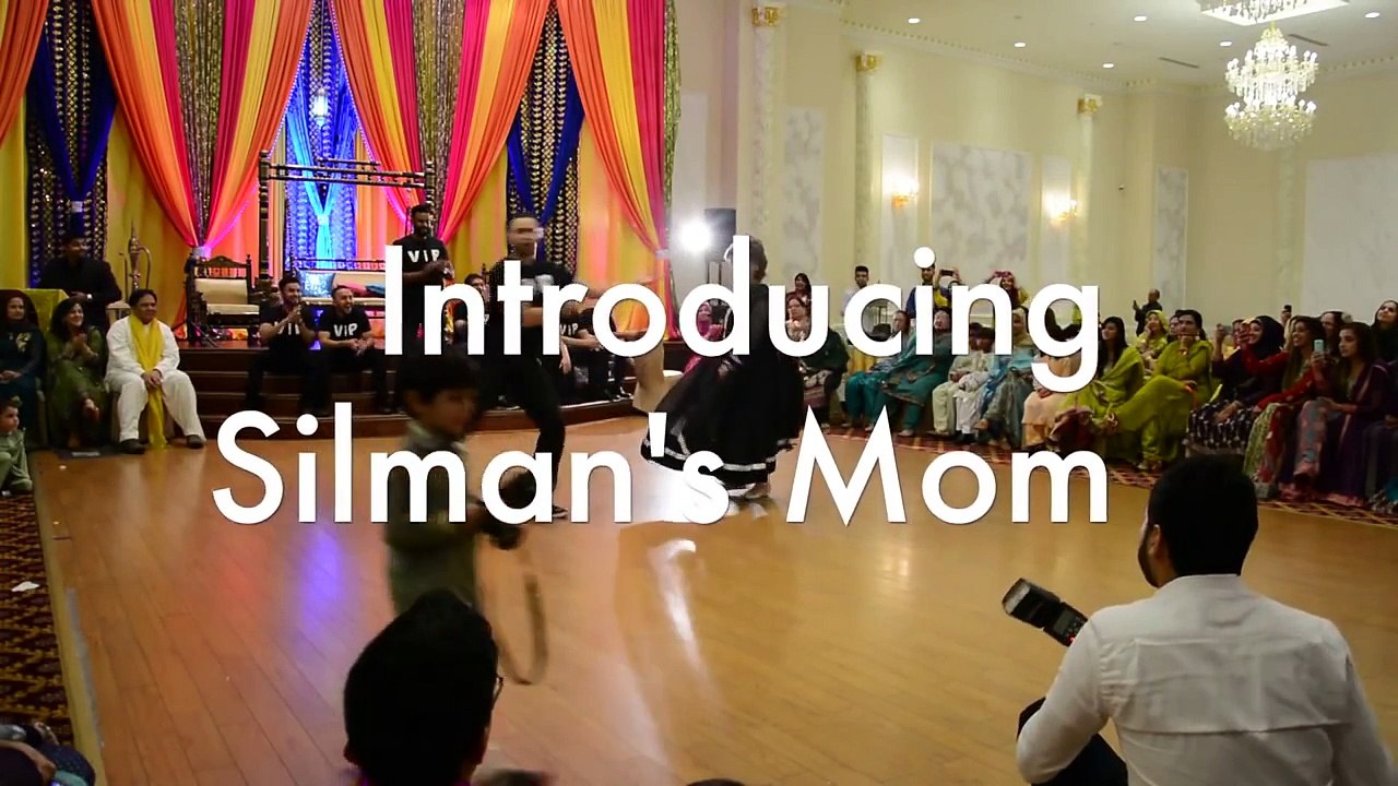 VIP Boys - BEST MEHNDI DANCE EVER
