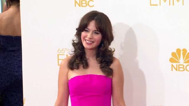 Zooey Deschanel Is Pregnant
