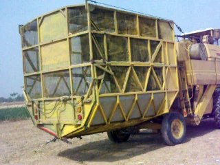 Harverter with grain and straw bin,chaff bin or with bhoosa or toori working