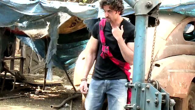 Dabboo Ratnani’s ( 2015) Calendar Curtain Raiser Check Out Video!