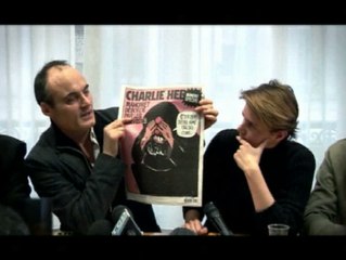C'Est Dur D'Être Aimé Par Des Cons - Extrait (3) VF