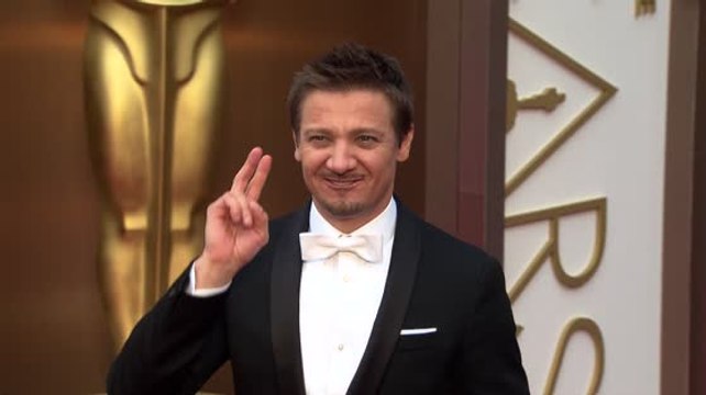 Jeremy Renner Hits Back After Crude Joke About Jennifer Lopez's 'Golden Globes' Upsets Fans