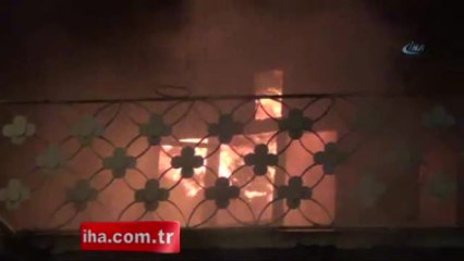 Ahşap Ev 12 Saat Arayla İkinci Kez Yandı