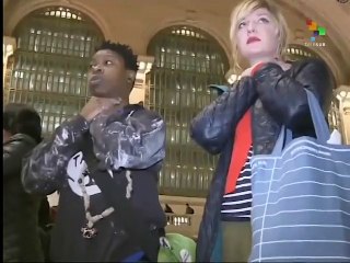 Activists hold "die-in" at NY's Grand Central station