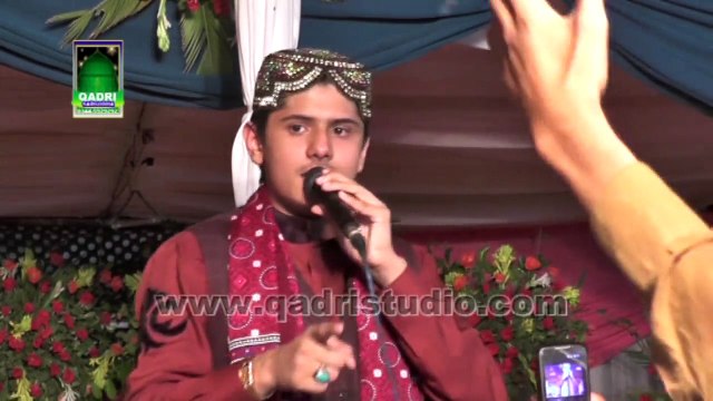 Kar de karam Rab Saiyan by Umair Zubair Qadri at Mehfil e Naat 49 tail sargodha 04-09-14