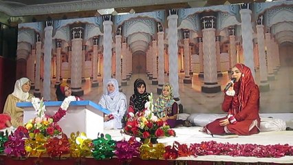 Javeria Kamal ~Comparing~ In Milaad