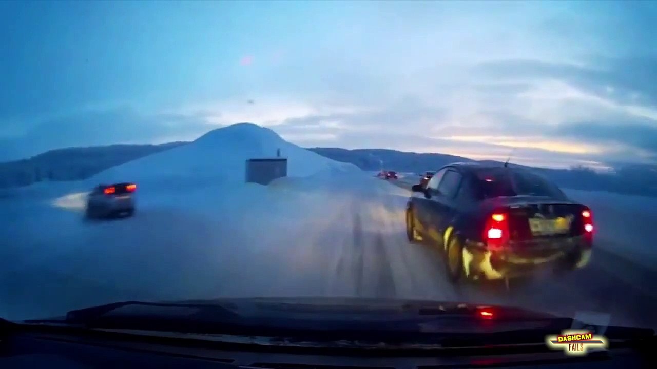 Best Dash Cam FAILS Compilation - crazy car crashes of January 2015