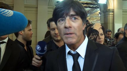 Löw cieszy się z nagrody dla najlepszego trenera roku