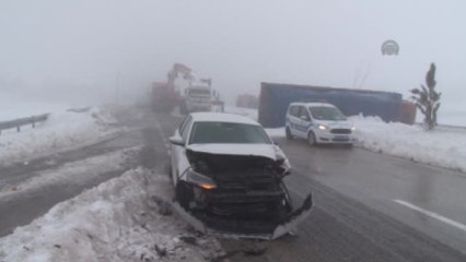 Afyonkarahisar'da Zincirleme Trafik Kazası: 3 Yaralı
