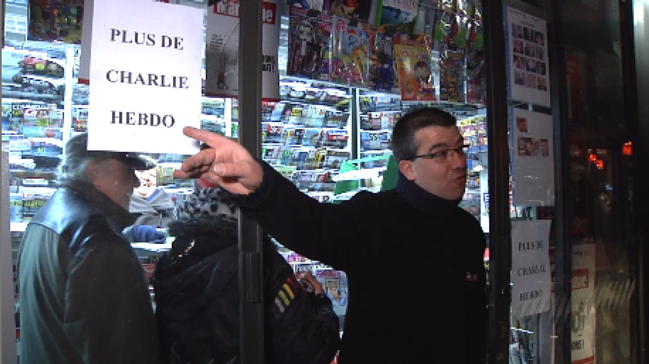 "Charlie Hebdo" : les kiosques pris d'assaut dès l'aube