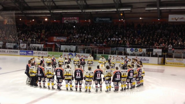 Hockey sur glace : hommage aux victimes de Charlie Hebdo