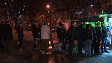 Charlie Hebdo magazine sells out in minutes in Paris