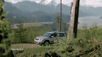 Skoda - voiture Cross over Skoda Yeti - septembre 2009 - "Nouveau Skoda Yeti. Apprivoisez-le.", "Le Yéti"