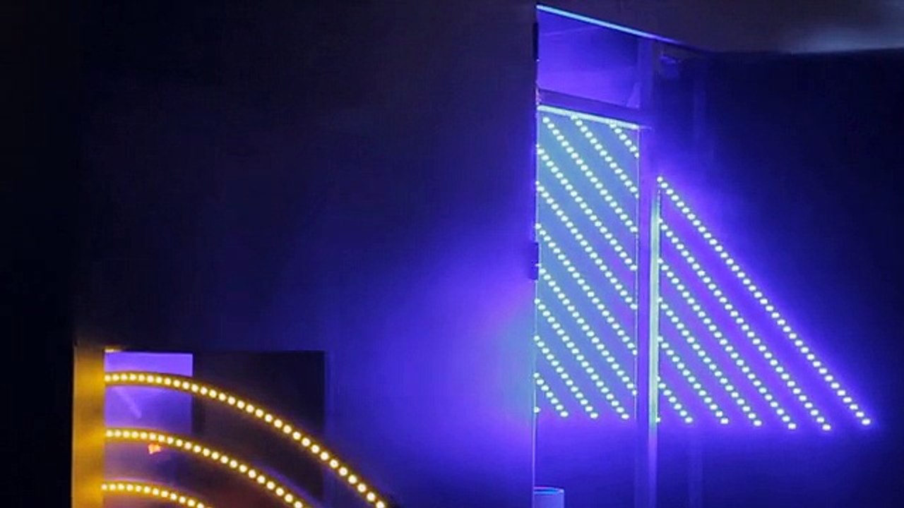 SNCF - compagnie ferroviaire Voyages-SNCF.fr, "Le bouton rouge" - mars 2011 - Laponie