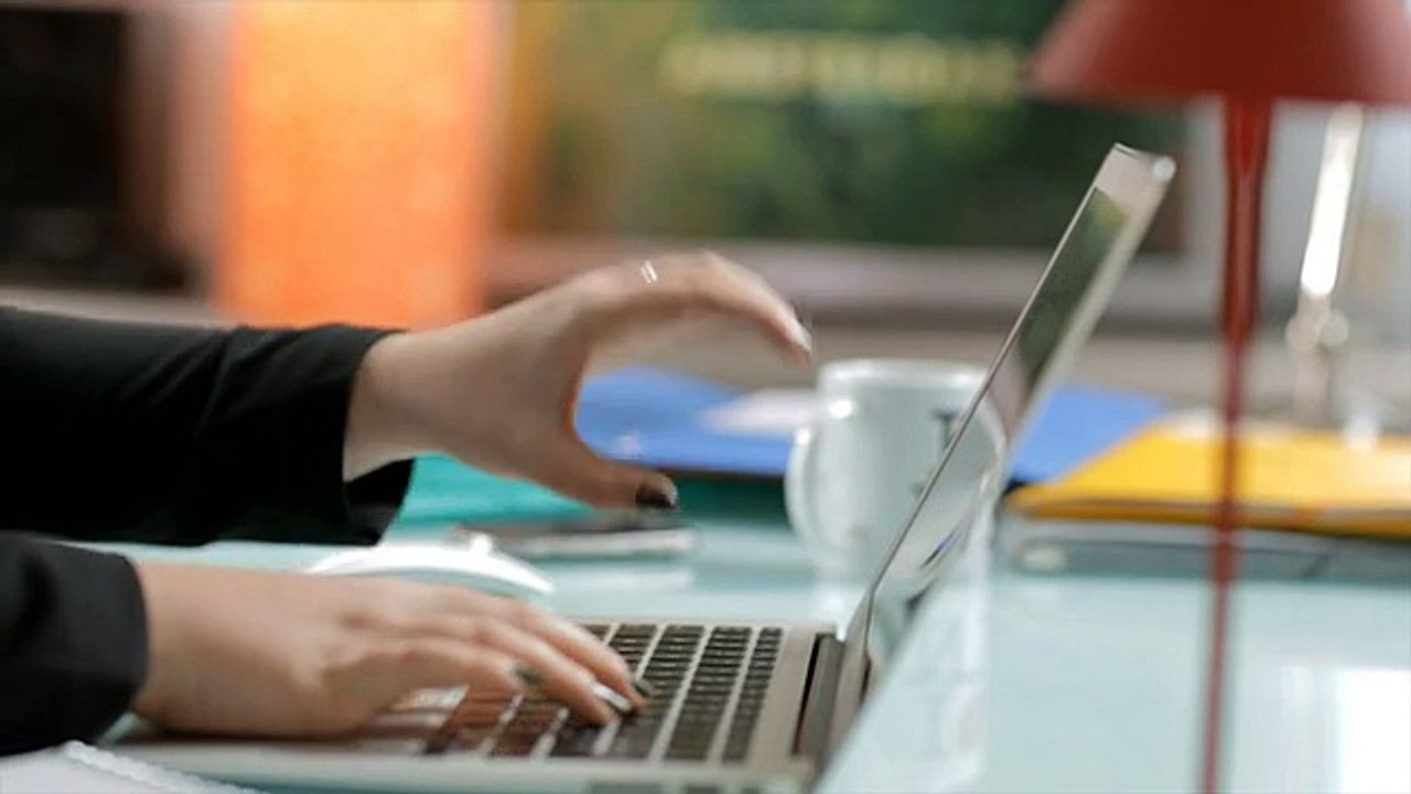 SOS Hépatites, Laboratoire Janssen - lutte contre l'hépatite C, "C Maintenant, Plaquez l'hépatite C, www.soshepatites.org" - avril 2013