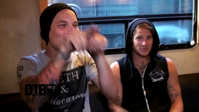 Get Scared - CRAZY TOUR STORIES Ep. 266 [Warped Edition 2014]