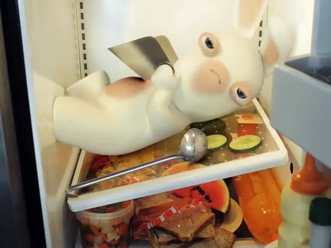 Ubisoft - jeu vidéo, Les Lapins Crétins partent en Live, sur Xbox 360 Kinect - novembre 2011 - appartement