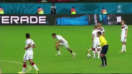 La combinaison de Thomas Müller à l'entraînement